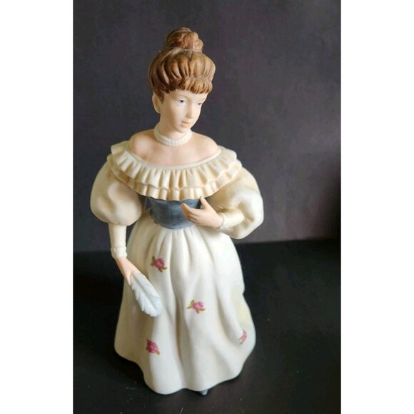 Vintage Homco Victorian Lady with Feather Porcelain 8" Figurine #1463 - Nice!! - Picture 1 of 7